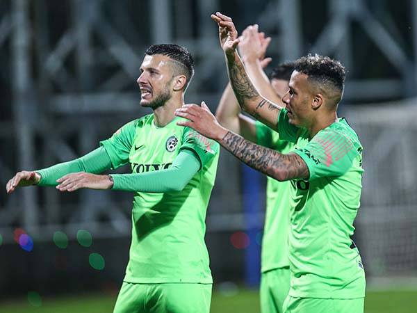 מוכנים למשחק העונה (אנצ'ו גוש)