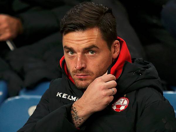 צפוי לחזור לשער. שטקוס (אלן שיבר)