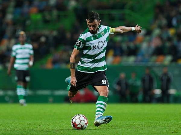 השחקן המצטיין של ספורטינג בדרך לאנגליה (getty)