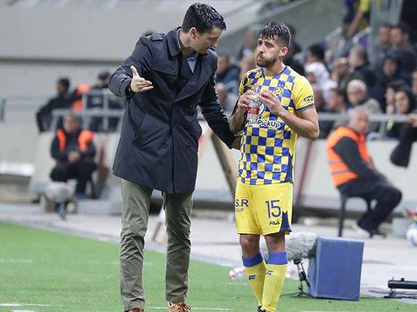 מיכה, עשוי לפתוח בדרבי (אלן שיבר)