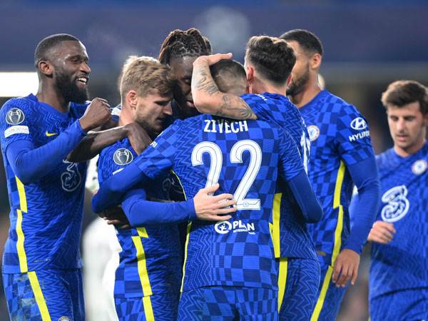 שחקני צ'לסי חוגגים עם טימו ורנר. יחגגו בסוף הערב? (Getty)