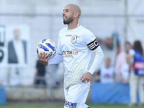 מצטרף לאום אל פאחם. גבאי (ברני ארדוב)