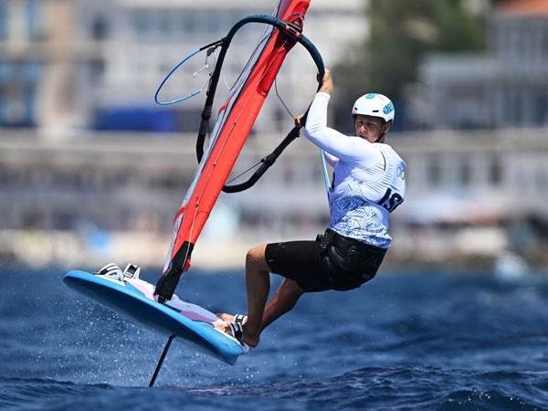(worldsailing)