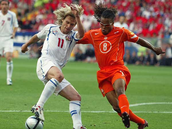 אדגר דווידס מול פאבל נדבד. נקווה לקלאסיקה לא פחות גדולה (GETTY)