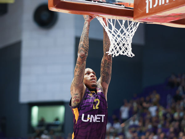 קייזר בלט (מנהלת הליגה)