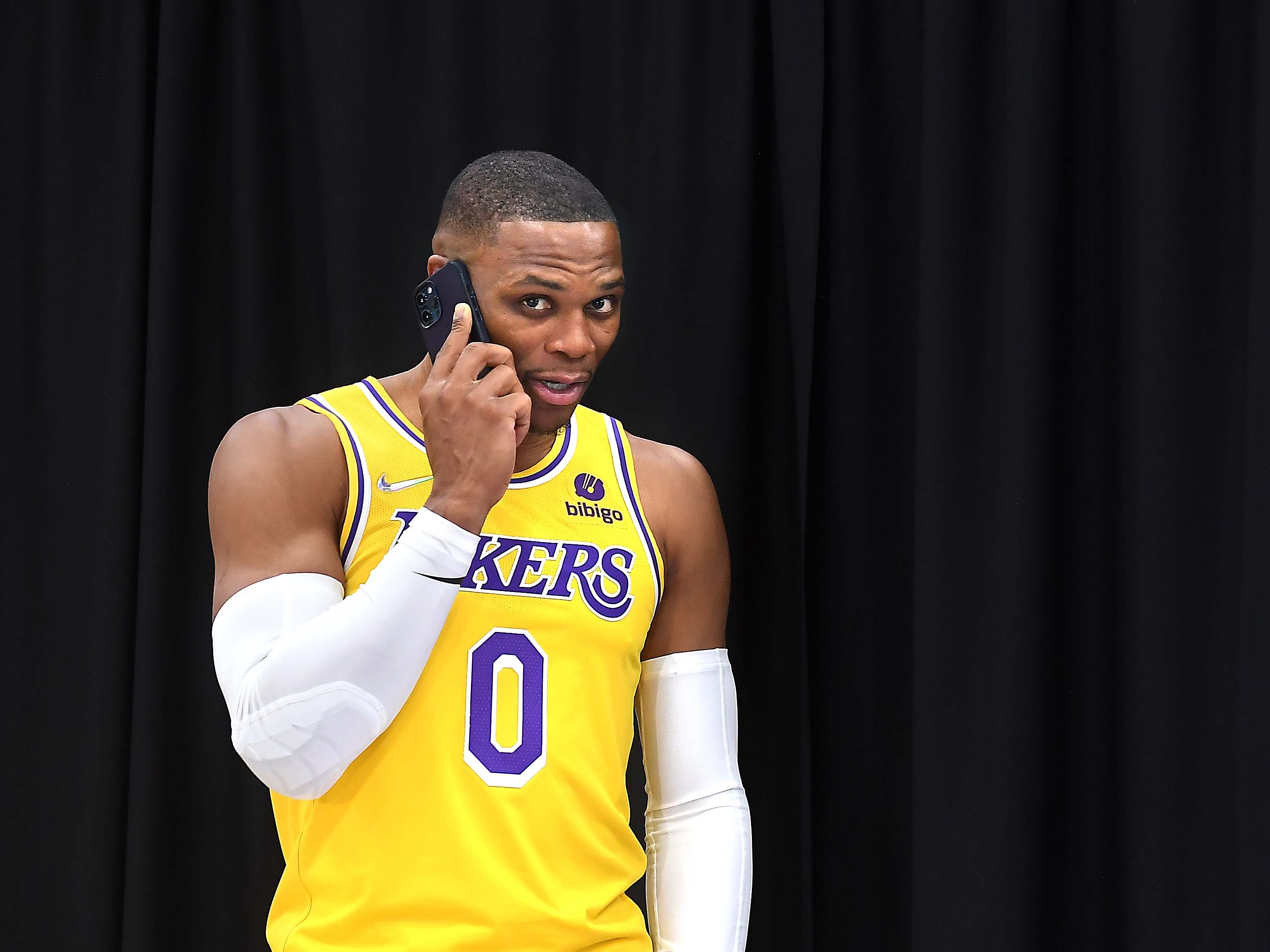איזה טלפון יצלצל היום? (Getty)