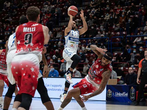 עכשיו במילאנו  (Emanuele Cremaschi/Getty Images)