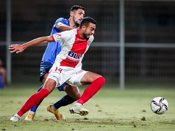 נלחמות עליו. חביבאללה (אנצ'ו גוש, ג'יני)