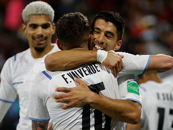 העברת המקל (Alberto Valdes / POOL / AFP) (Photo by ALBERTO VALDES/POOL/AFP via Getty Images)