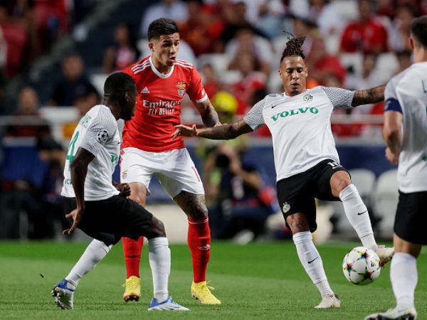 פרננדס וחברים. באנקר בבנפיקה (Eric Verhoeven/Soccrates/Getty Images)