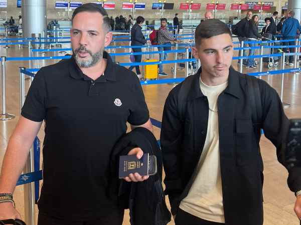 גלוך וסוכנו גרינברג. שיהיה בהצלחה