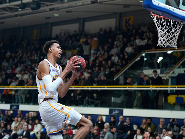 וומבי. יגיע לסן אנטוניו? (Glenn Gervot/Icon Sportswire via Getty Images)
