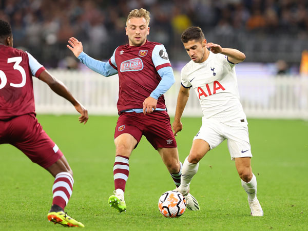 סולומון. בלונדון בונים על הכדרור שלו (James Worsfold/Getty Images)