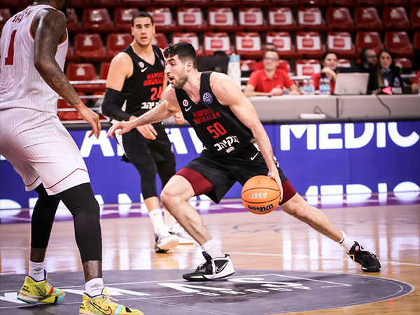 (FIBA)