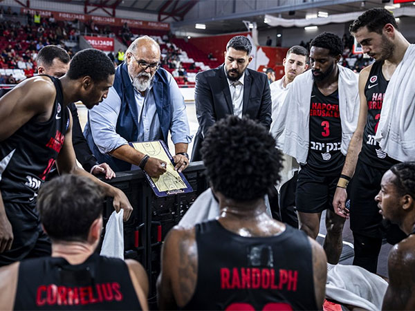 למקרה שהוא לא ישוב (FIBA)