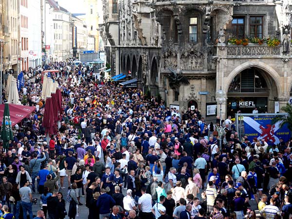 אוהדי סקוטלנד, את רחובות מינכן הם כבר שטפו (Getty)