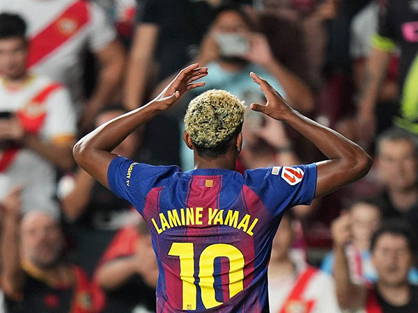 לאמין ימאל. תורם לא רק שערים (Angel Martinez/Getty Images)