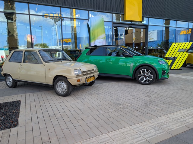 הסבתא והנכדה...