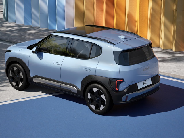 טווחי נסיעה של 317 או 448 ק“מ