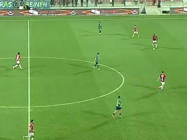 הנעת כדור שמתחילה מהבלם (דיופ)