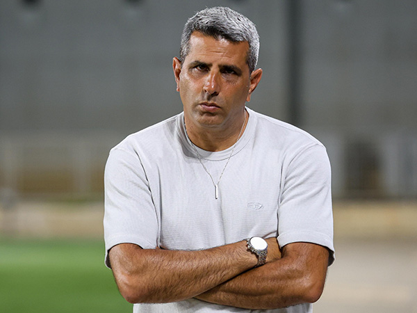 מימר. לא מתחרט שהגיע (אלן שיבר)