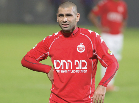 לא משחק, לא מתאמן. טועמה (אלן שיבר)