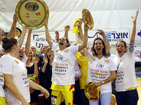 שמחה גדולה הלילה