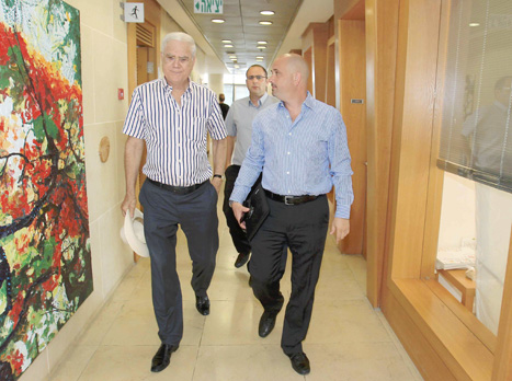 כרגע אין מנוס מלדחות את המשחקים (אלן שיבר)