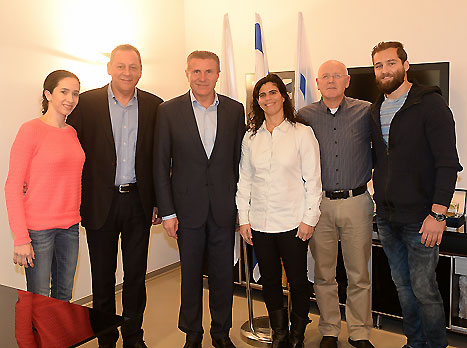בבוקה בארץ (באדיבות הוועד האולימפי)