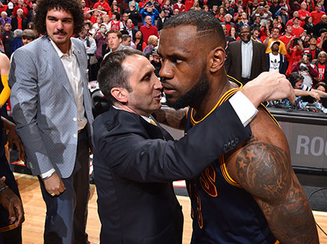 בלאט יודע למי להודות (getty)