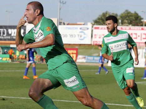 ניסים היה מלך הדרמה  (צילום: אלן שיבר)