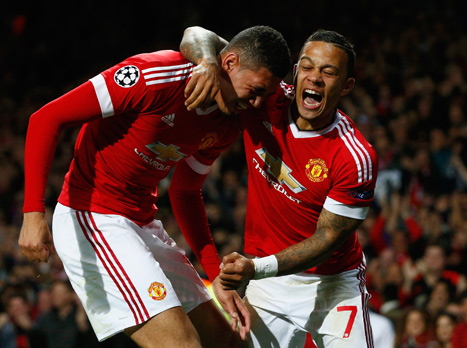 נהנה מהבישול הגדול של מאטה. סמולינג (Getty)