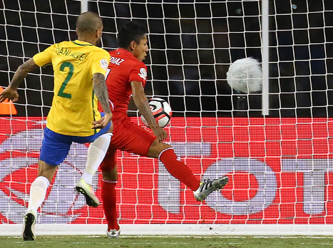 רוידיאס כובש בעזרת היד (Getty)