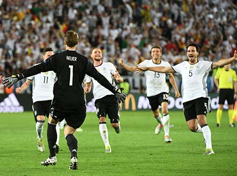 האיש של המאנשאפט. נוייר (getty)