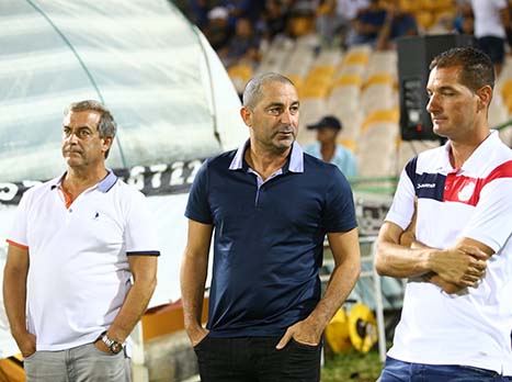 מהמגרש לבית המשפט. בן זקן (לירון מולדובן)