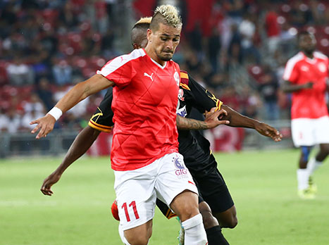 באנקר בהרכב, בוזגלו (דני מרון)