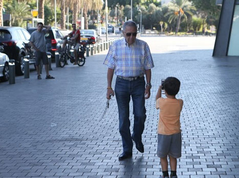 יום לא שגרתי בצהוב (נמרוד גליקמן)