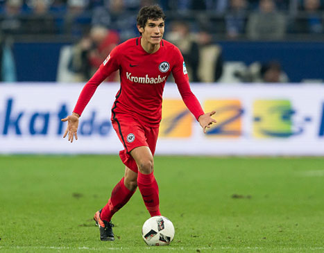 בזכותו, לפרנקפורט יש את ההגנה השניה בטיבה בליגה (getty)