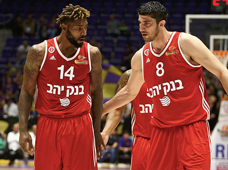 האוול עם אליהו. הופעת בכורה טובה לסנטר (אלן שיבר)