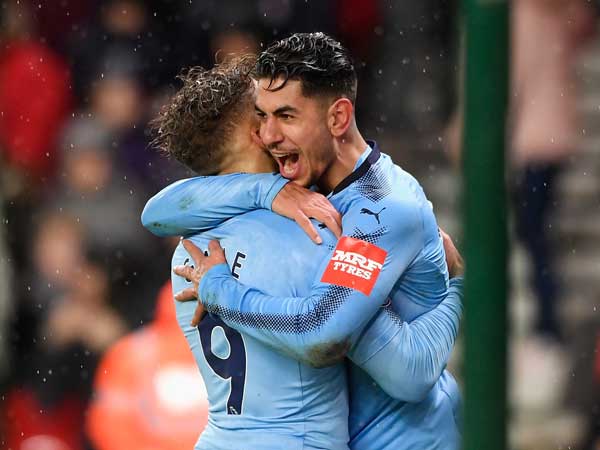 ניצחון חשוב לניוקאסל (Getty)