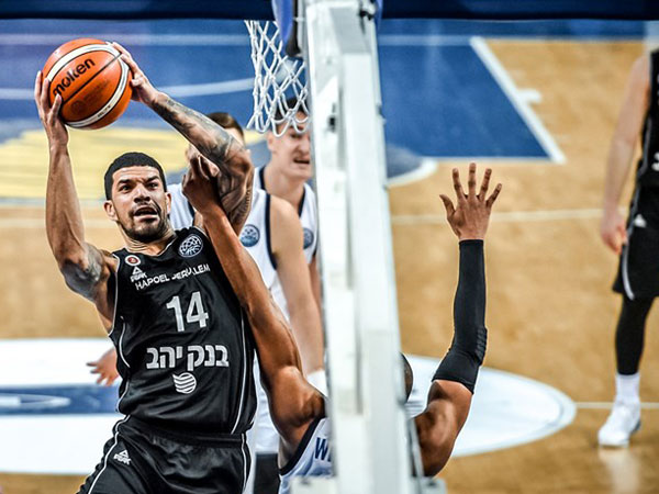 פלדין. בלט במחצית השנייה (FIBA)