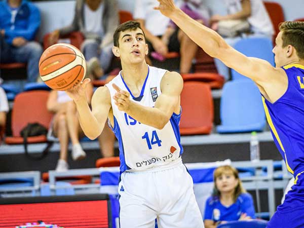 (FIBA)