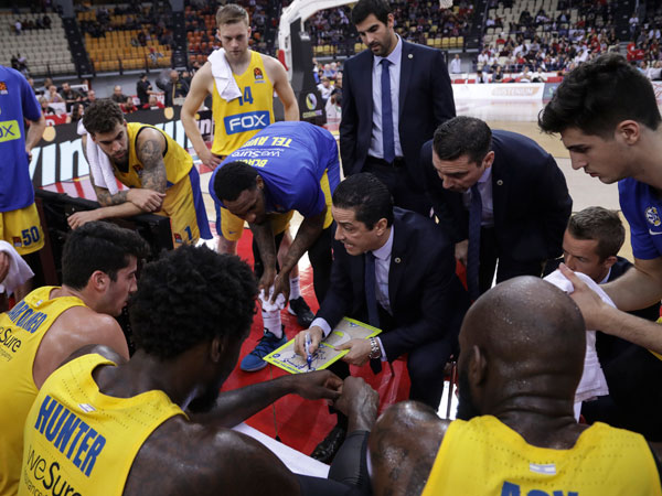 ספרופולוס ושחקניו. "קיים אמון ביננו" (Getty Images)