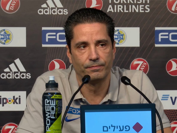 ספרופולוס. בונה על המשחק הקבוצתי של שחקניו