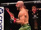 "ה-GOAT": עולם ה-MMA מהלל את וולקנובסקי