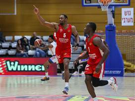 (לירון מולדובן)