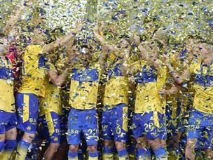 מכבי עם תואר נוסף (אלן שיבר)