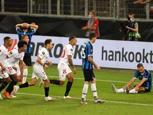 ואז הגיע הרגע המיוחד של קרלוס (GETTY)