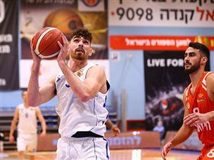 קרביץ. פלוס 22 (לירון מולדובן, מנהלת הליגה)