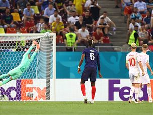 פול פוגבה, שהיה נפלא, הוסיף שער מרהיב (GETTY)